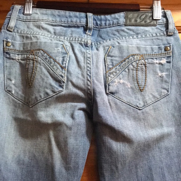 Level 99 distressed jeans size 24 - Picture 4 of 8